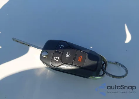 2013 Ford Fusion Se z USA, uszkodzony, nr VIN 3FA6P0HR0DR385581